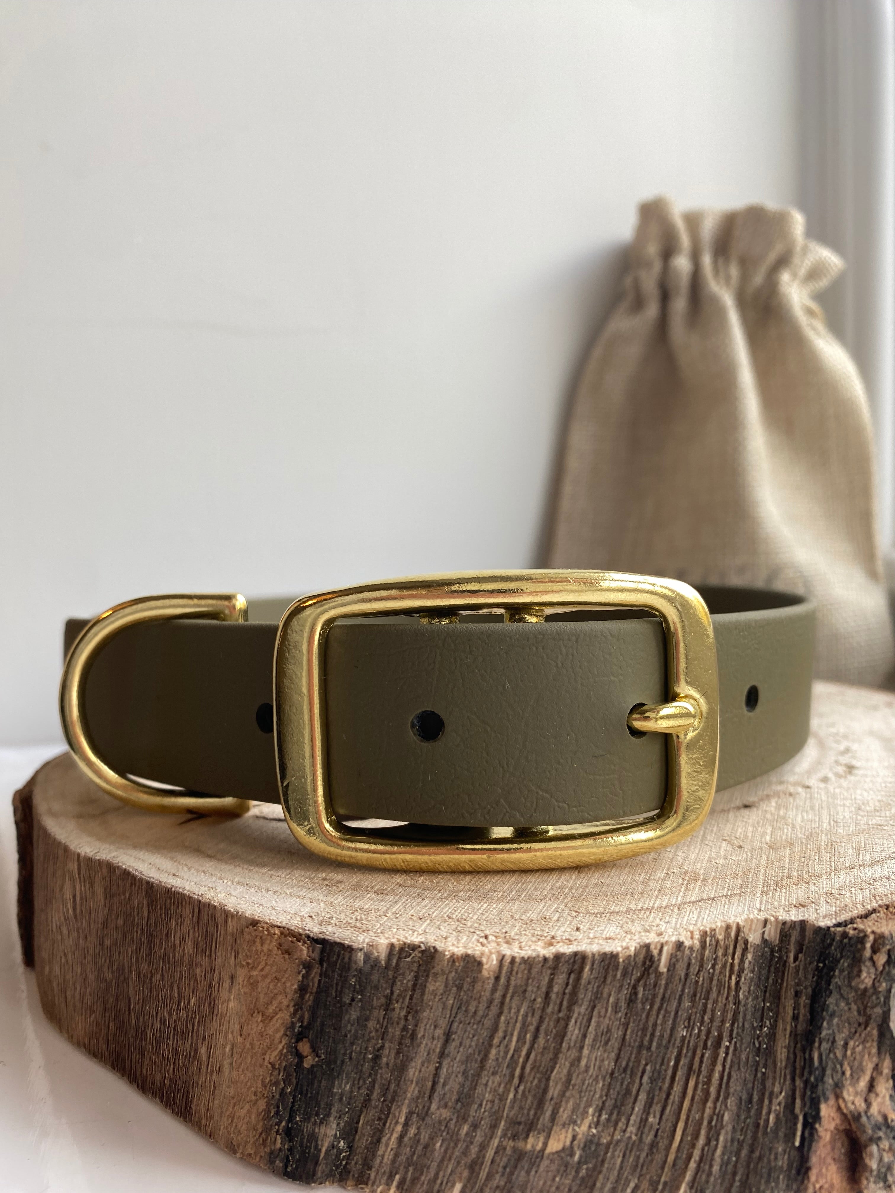 Classic Waterproof Dog Collar | Personalised Dog Name