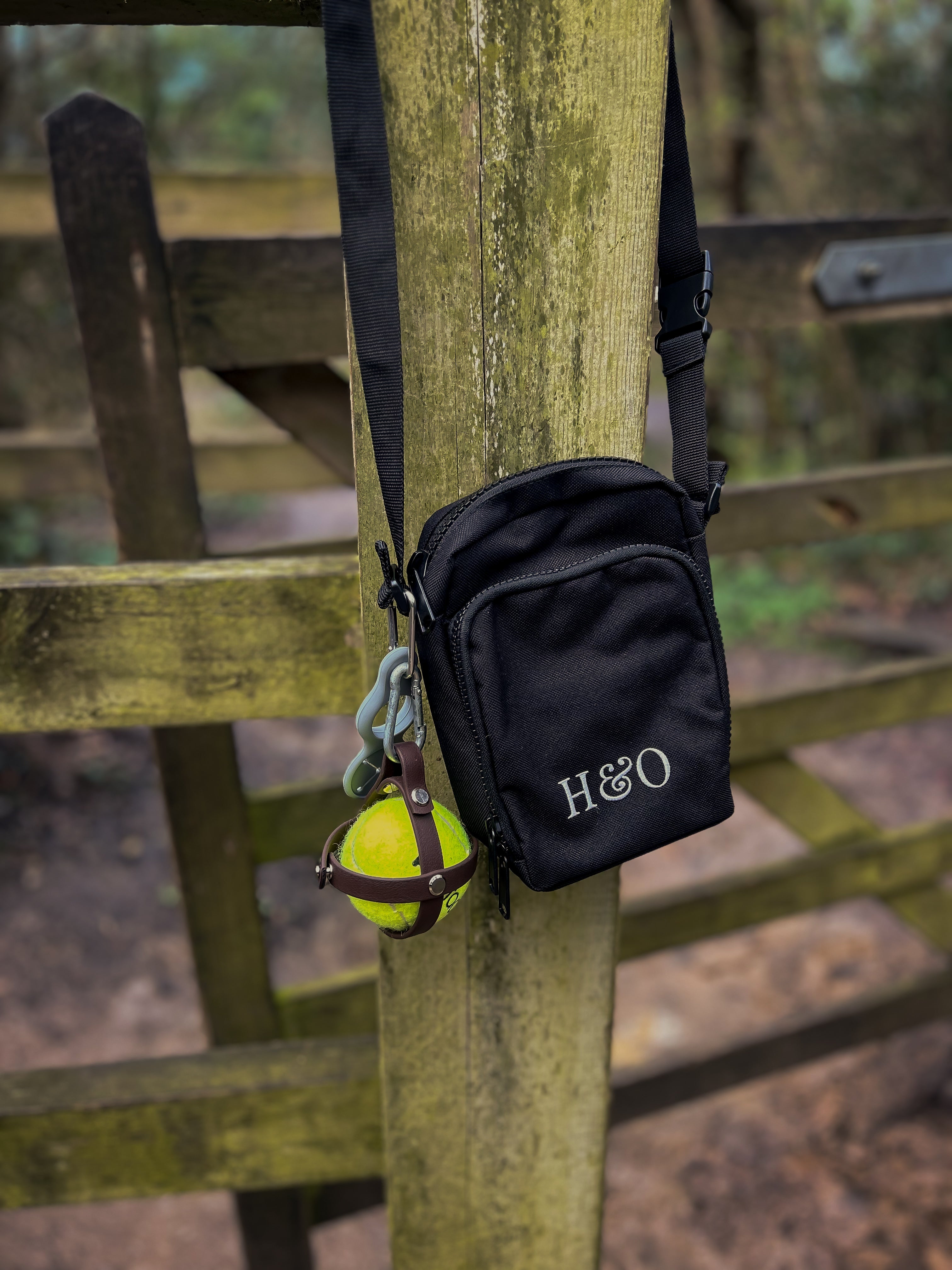 BallEase - Waterproof Dog Ball Holder®️ | Hands free carrier